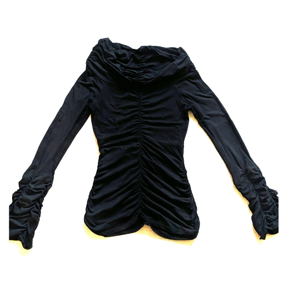 LEOM Designs black Indah top